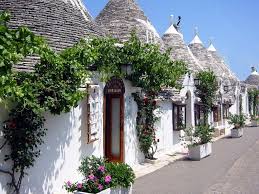 Los Trullos de Alberobello - Obra nueva en Córdoba
