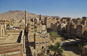 casas torre de yemen y minaretes